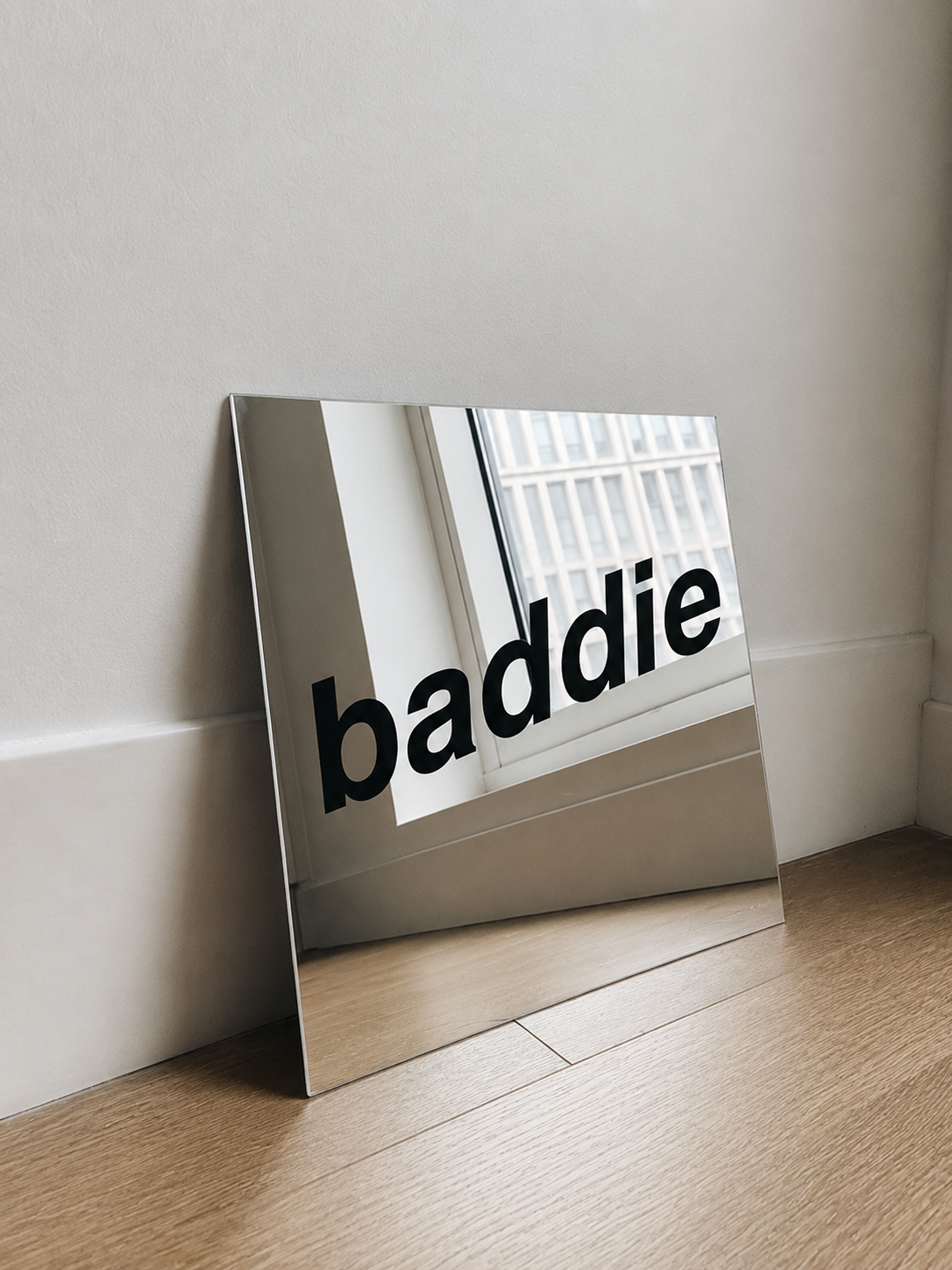Baddie Mirror – Aesthetic Wall Mirror