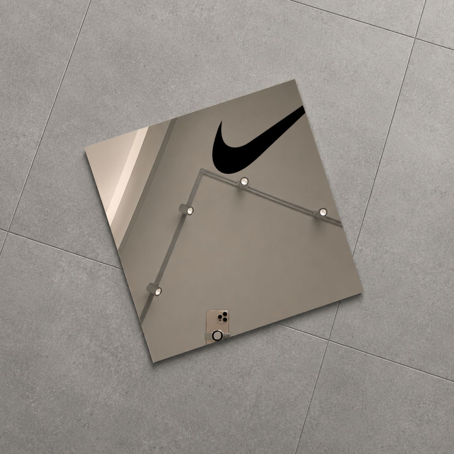 Streetwear Mirror – Aesthetic Wall Mirror