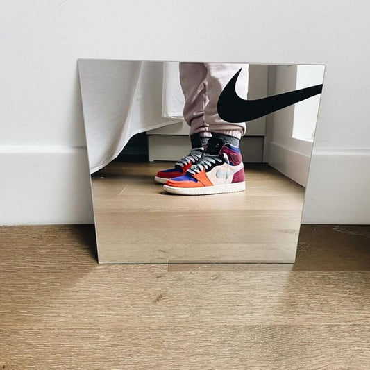 Streetwear Mirror – Aesthetic Wall Mirror